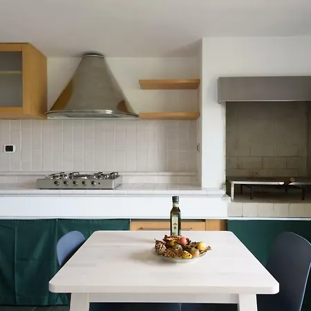 Montalbuccio With Pool Apartment